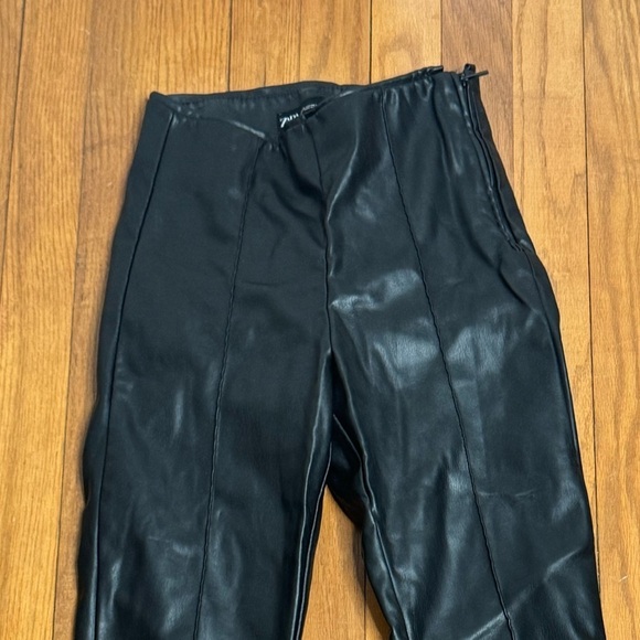 Zara Women's Black Leather Trousers - Picture 2 of 3